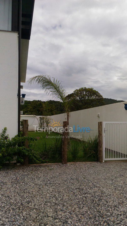 Apartment for vacation rental in Bombinhas (Mariscal)