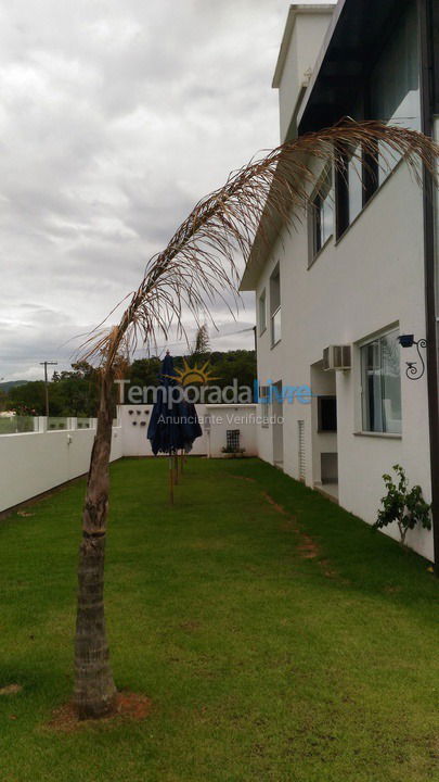 Apartment for vacation rental in Bombinhas (Mariscal)