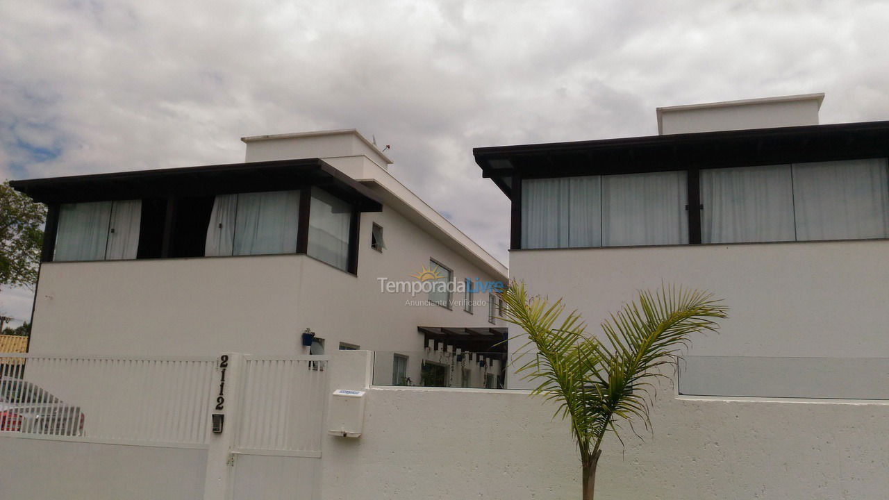 Apartment for vacation rental in Bombinhas (Mariscal)