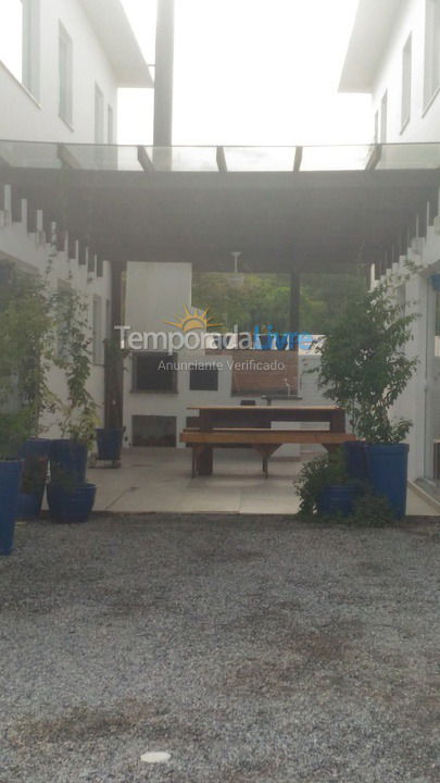 Apartment for vacation rental in Bombinhas (Mariscal)