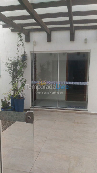 Apartment for vacation rental in Bombinhas (Mariscal)