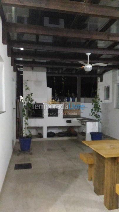 Apartment for vacation rental in Bombinhas (Mariscal)