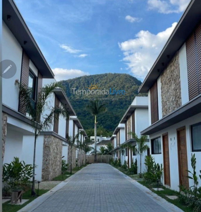 Casa para aluguel de temporada em São Sebastião (Maresias)