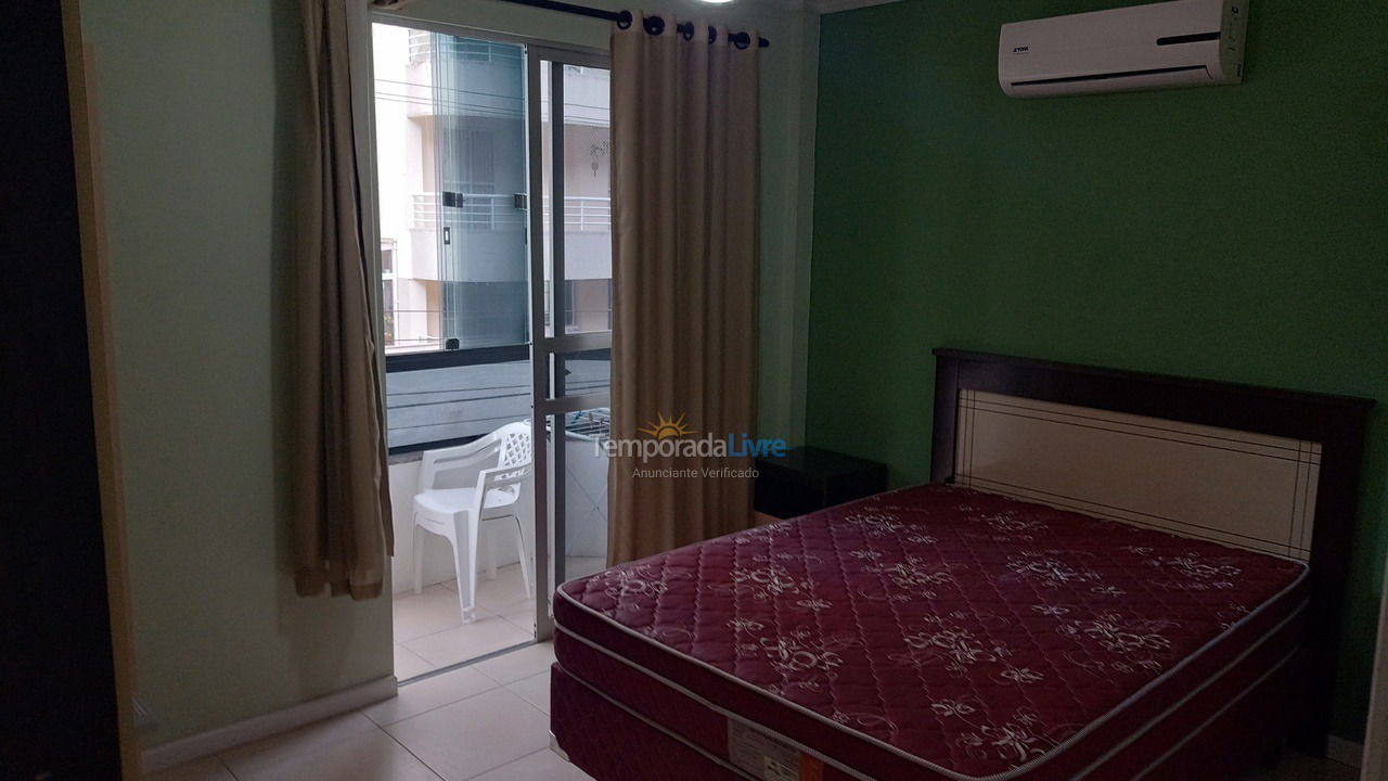 Casa para alquiler de vacaciones em Itapema (Meia Praia)