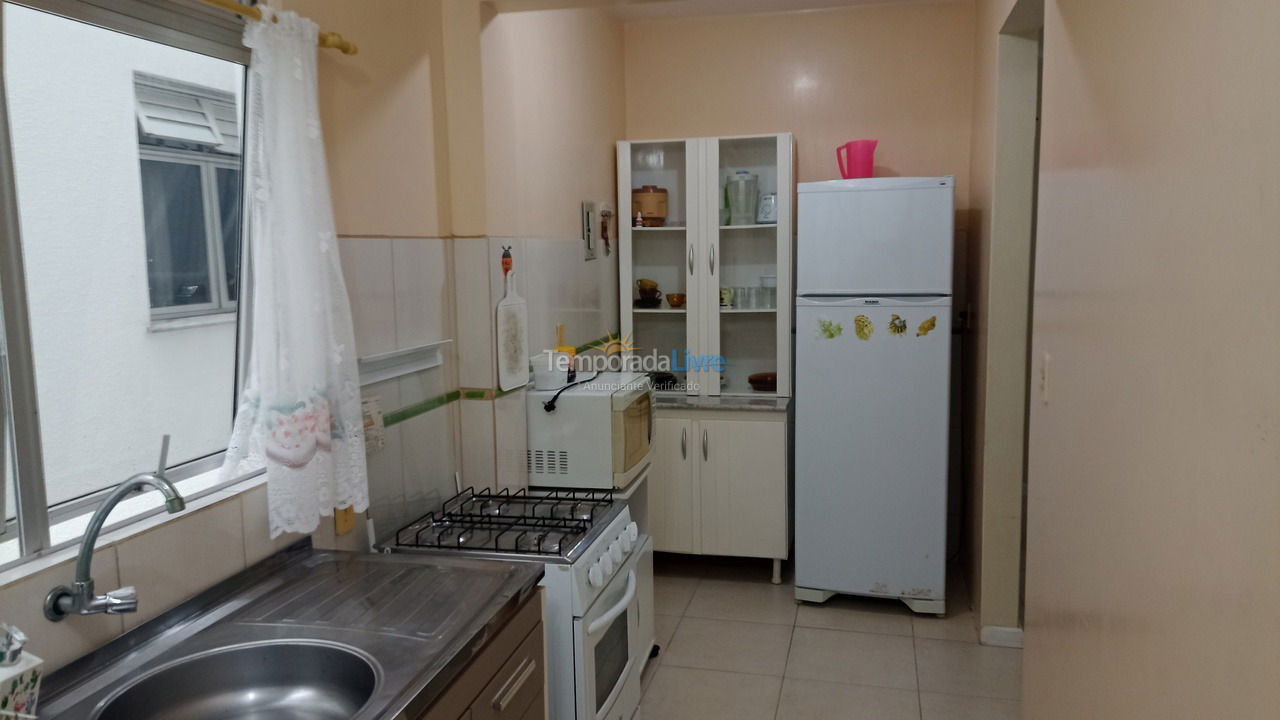 Casa para alquiler de vacaciones em Itapema (Meia Praia)