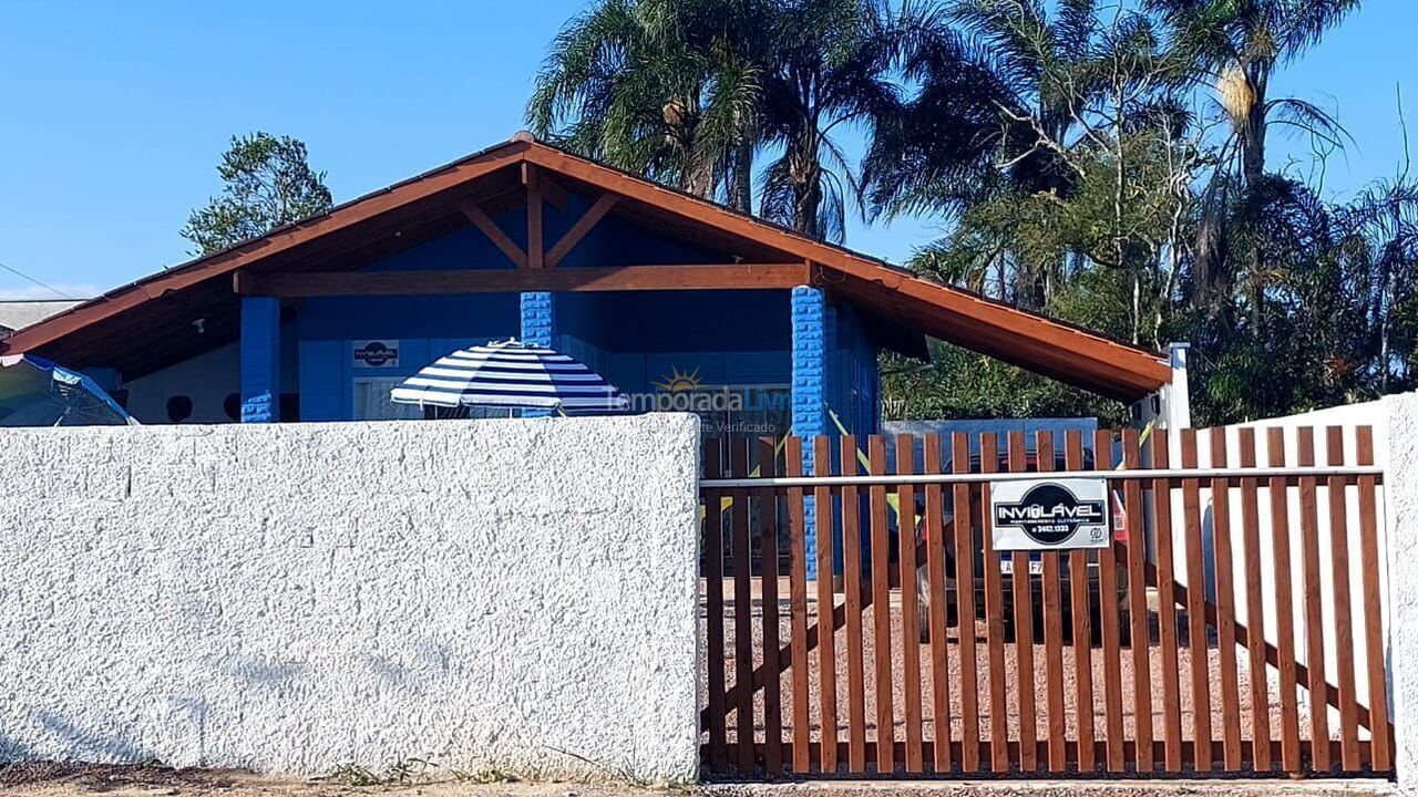 Casa para aluguel de temporada em Guaratuba (Coroados)