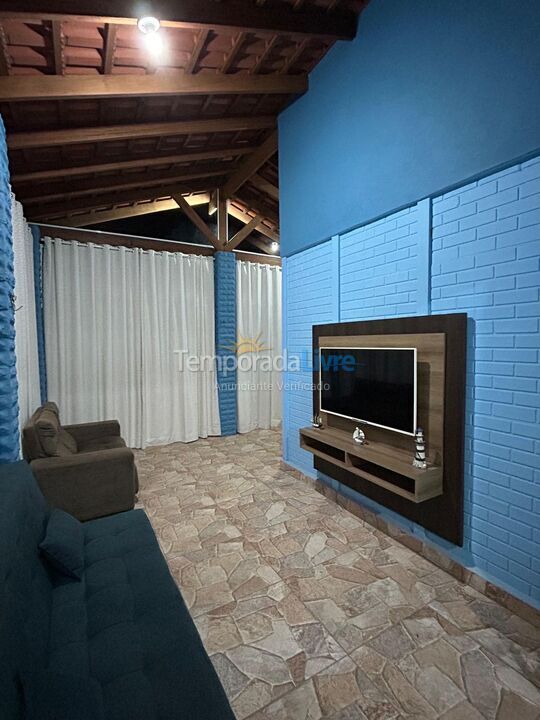 Casa para aluguel de temporada em Guaratuba (Coroados)