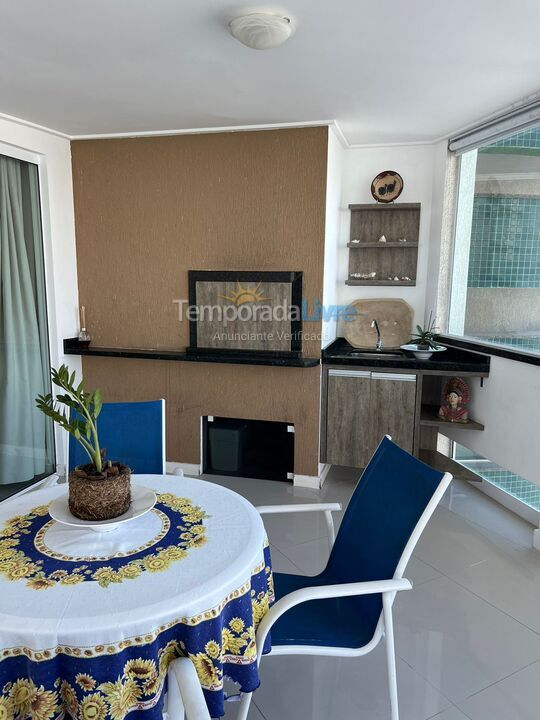 Apartment for vacation rental in Itapema (Meia Praia)