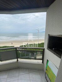 Apartamento frente mar em Itapema