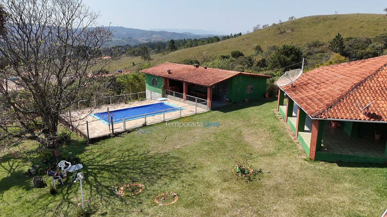 Granja para alquiler de vacaciones em Mairinque (Dona Catarina)