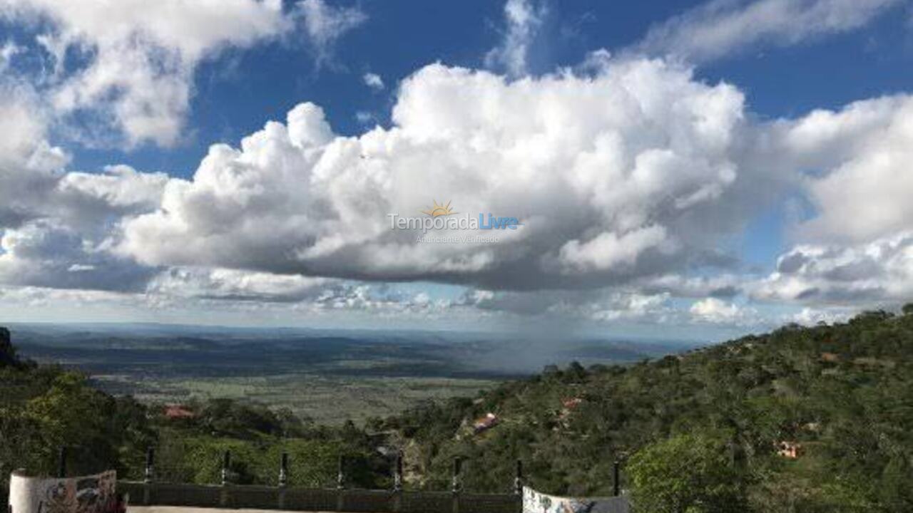 Apartamento para aluguel de temporada em Bezerros (Serra Negra)