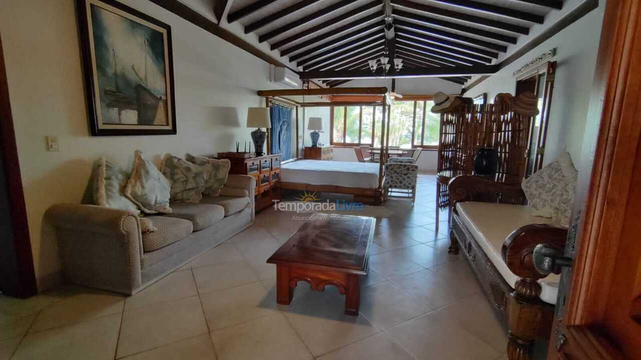 Casa para alquiler de vacaciones em São Sebastião (Praia da Baleia)