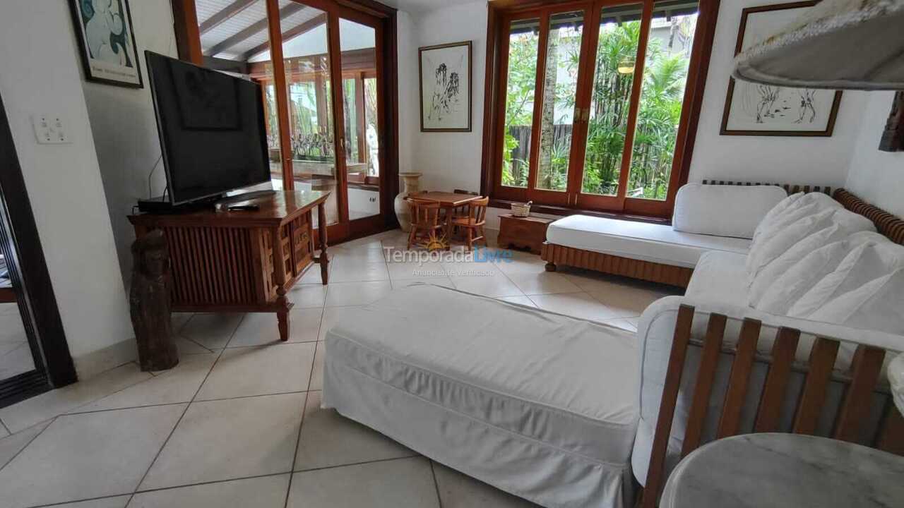 House for vacation rental in São Sebastião (Praia da Baleia)