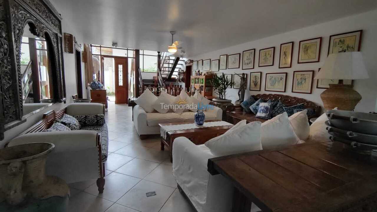 House for vacation rental in São Sebastião (Praia da Baleia)