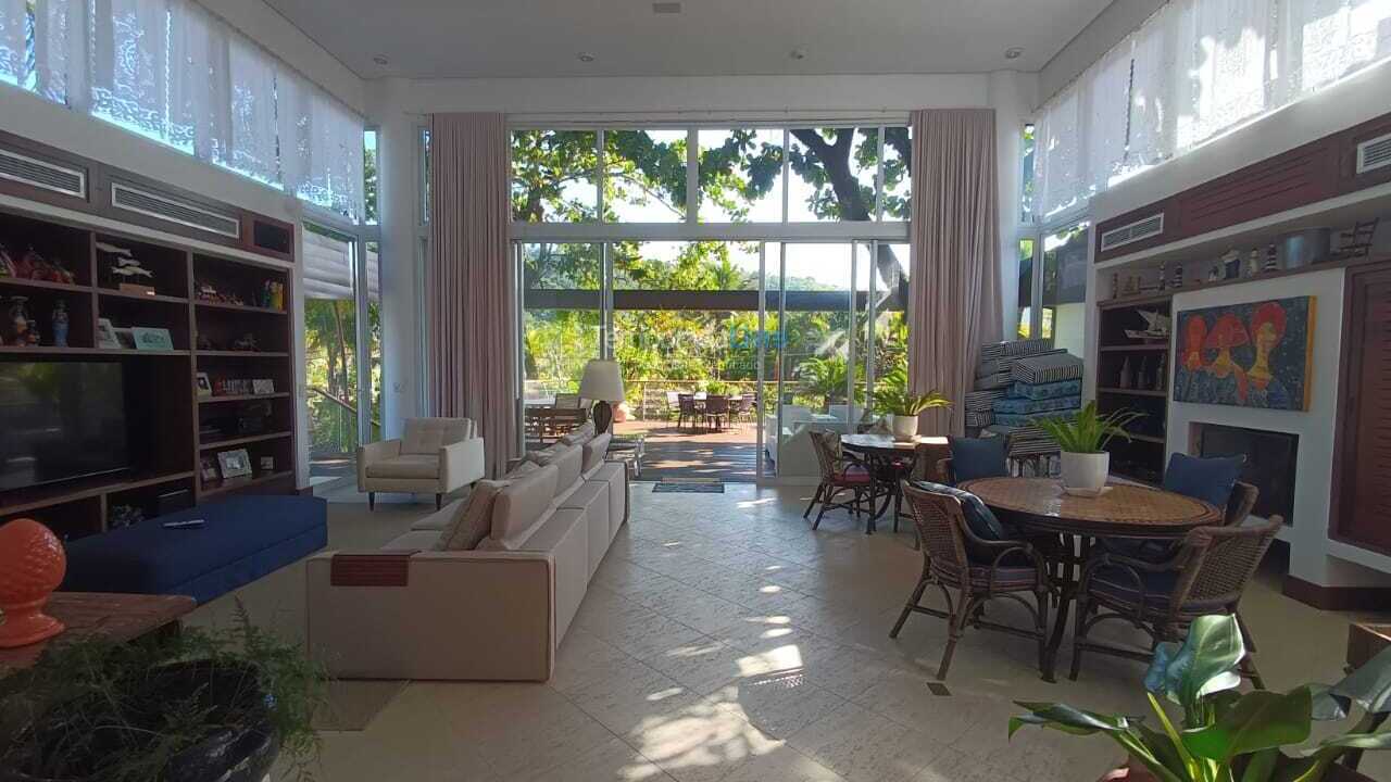 Casa para alquiler de vacaciones em São Sebastião (Praia da Baleia)