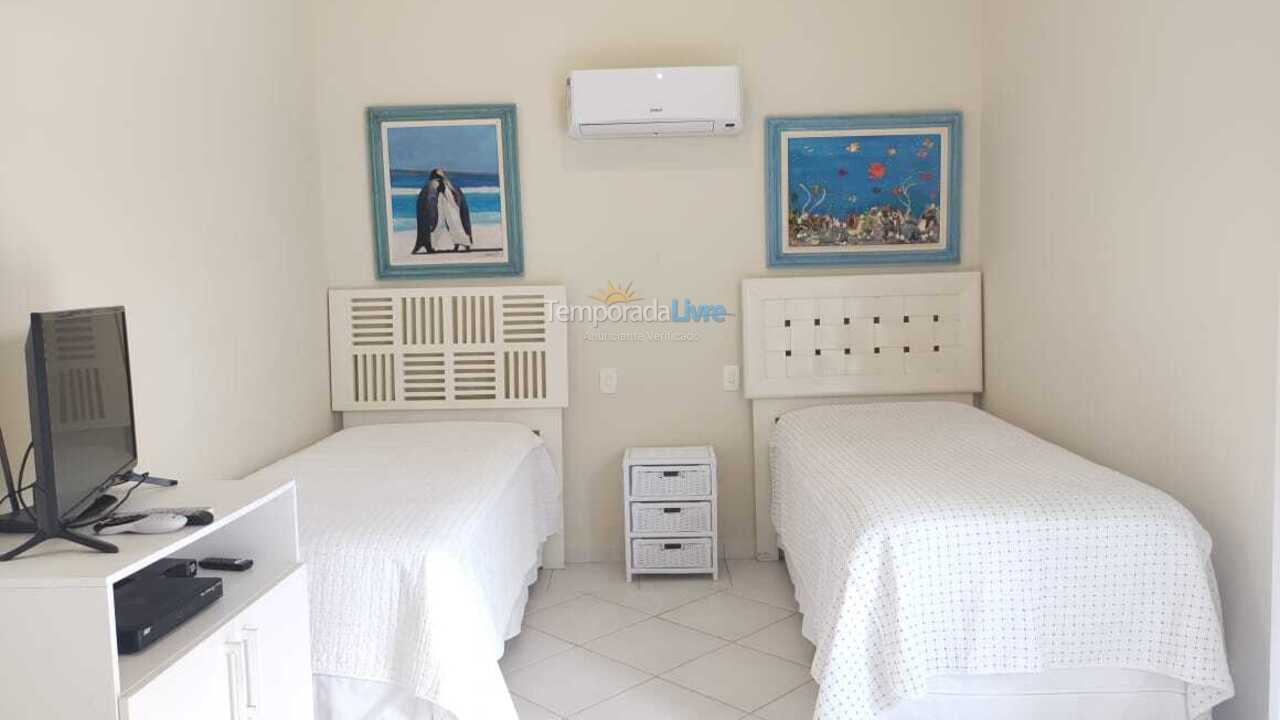 House for vacation rental in São Sebastião (Praia da Baleia)