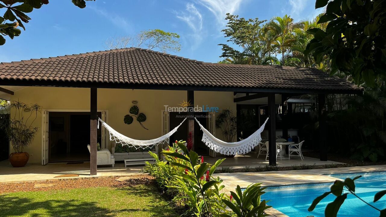 Casa para alquiler de vacaciones em São Sebastião (Praia da Baleia)