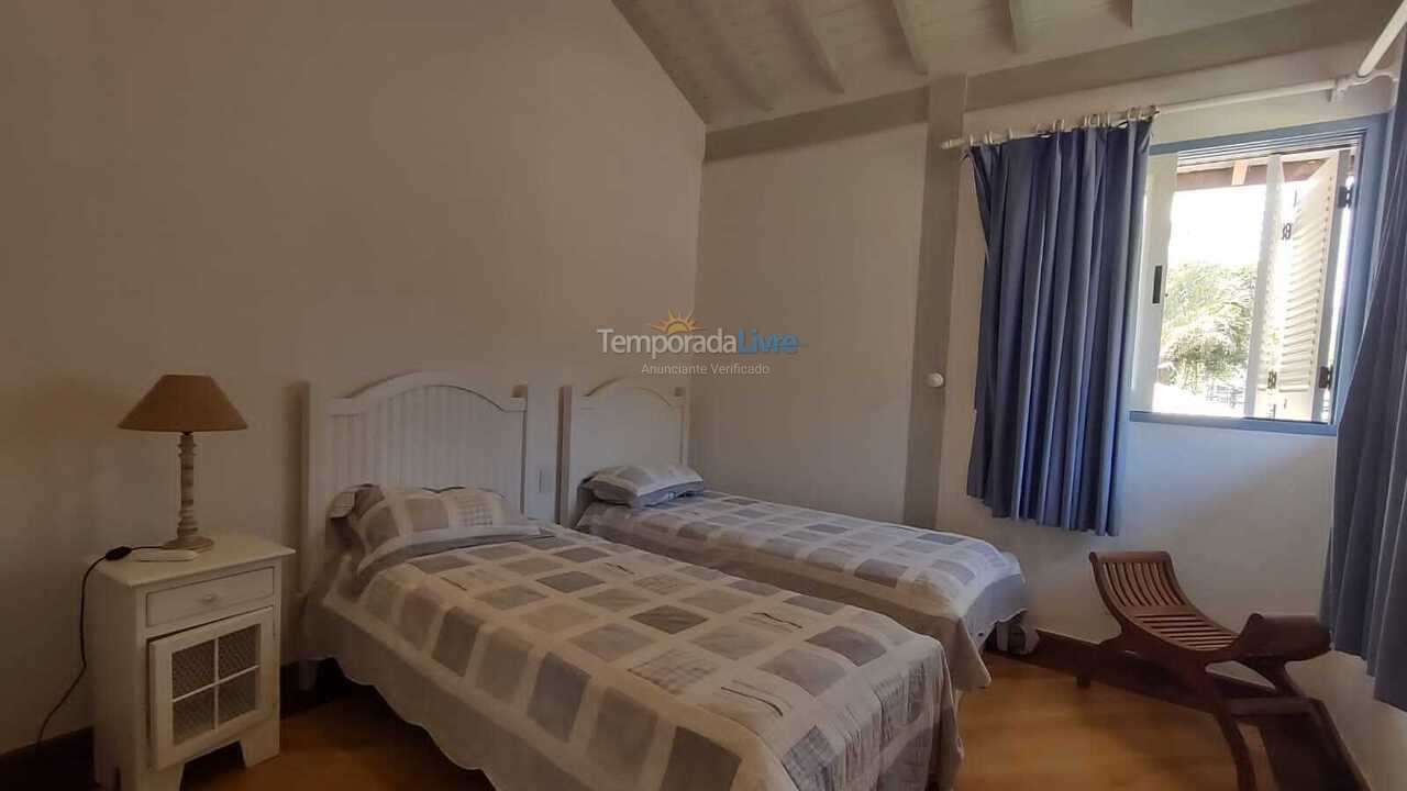 House for vacation rental in São Sebastião (Camburizinho)