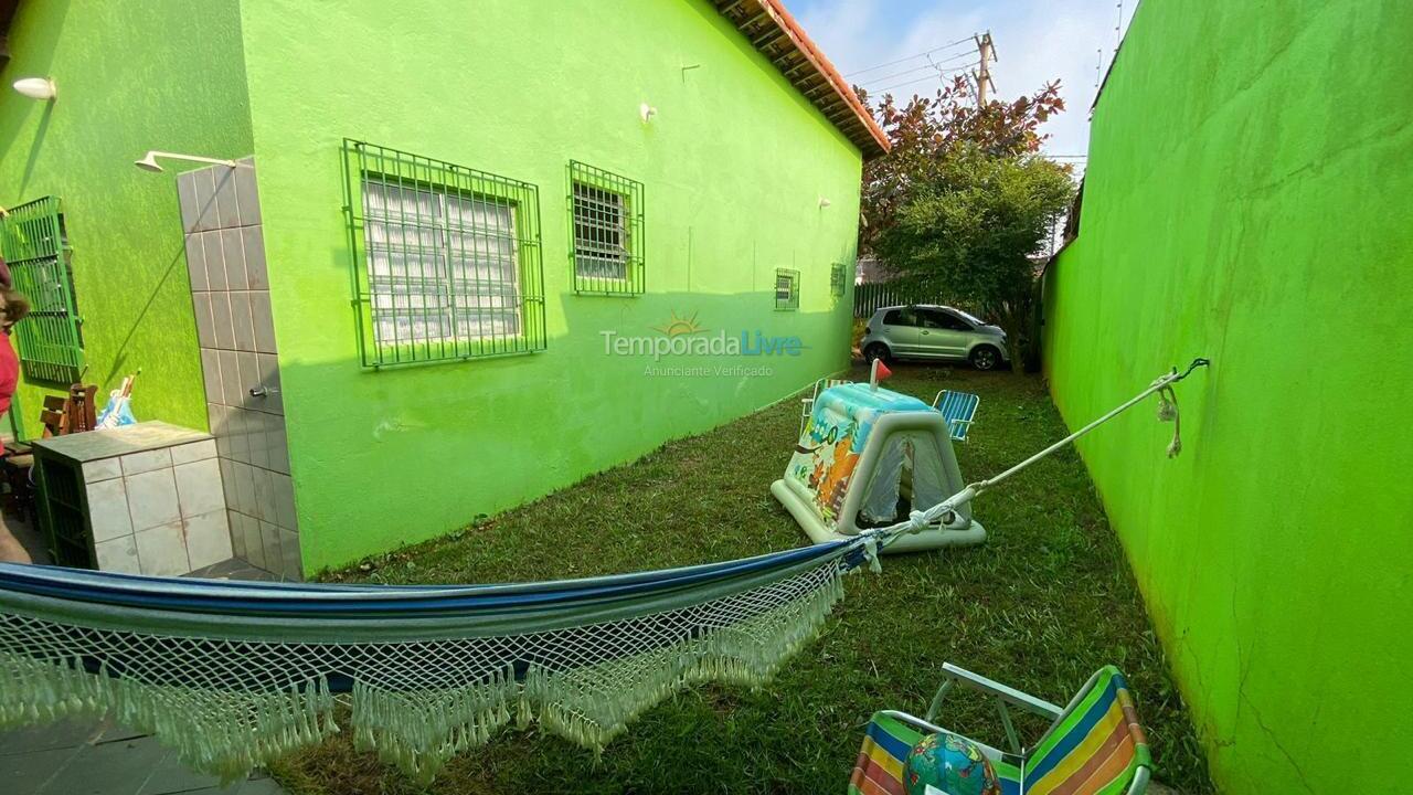 House for vacation rental in Peruíbe (Belmira Novaes)