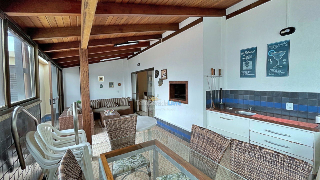 Apartment for vacation rental in Itapema (Meia Praia)