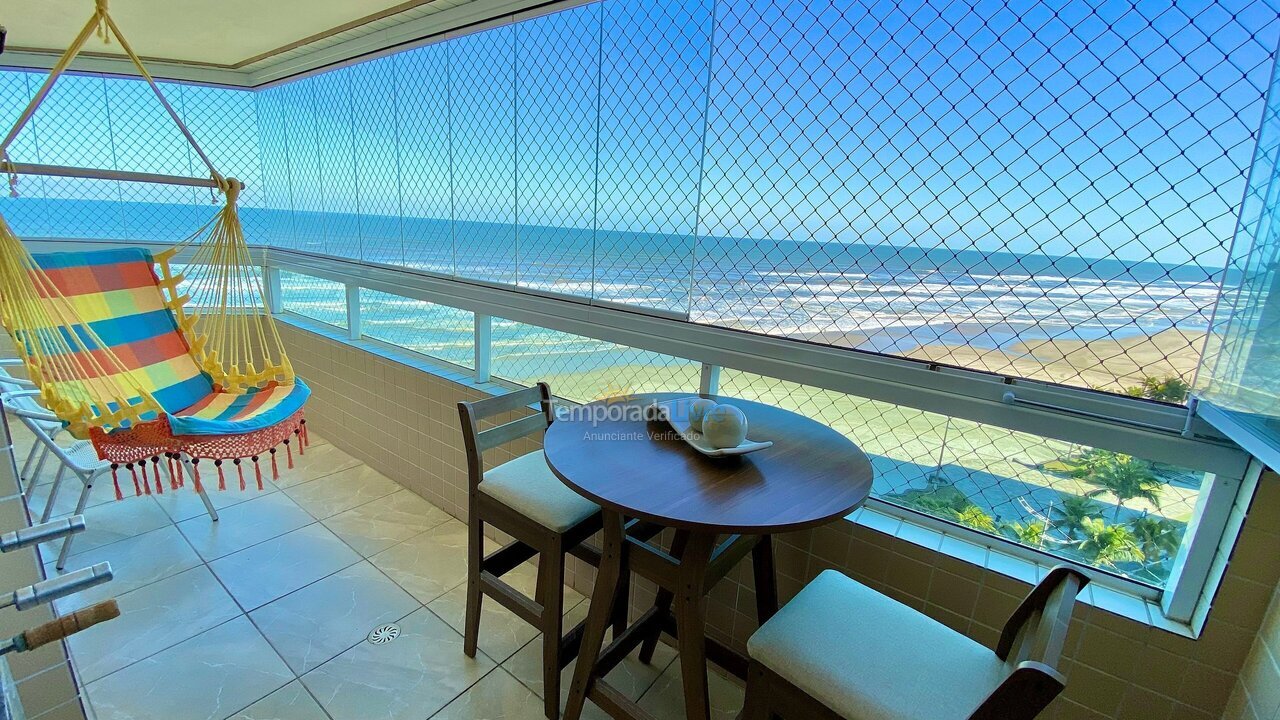 Apartamento para aluguel de temporada em Praia Grande (Praia do Caiçara)