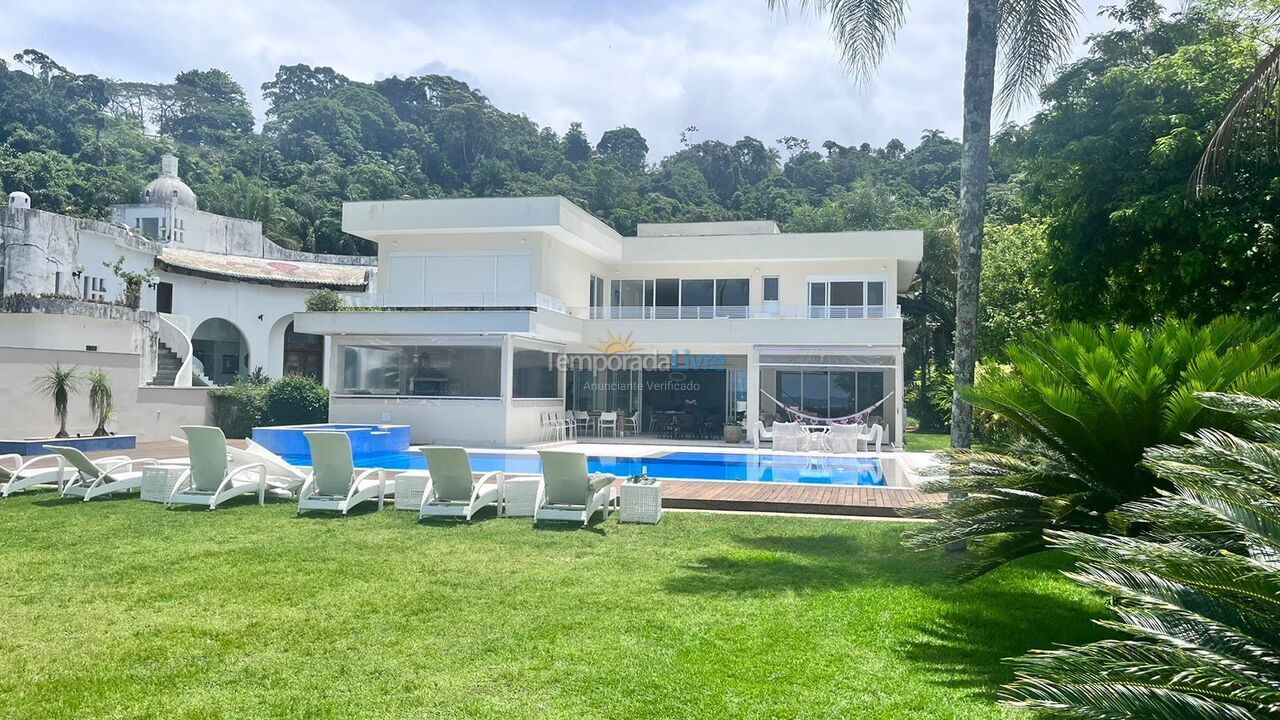 Casa para alquiler de vacaciones em Caraguatatuba (Praia da Cocanha)