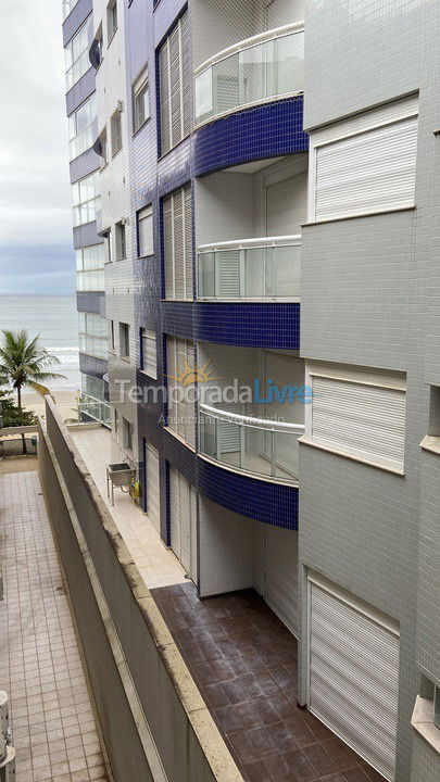 Apartment for vacation rental in Itapema (Meia Praia)