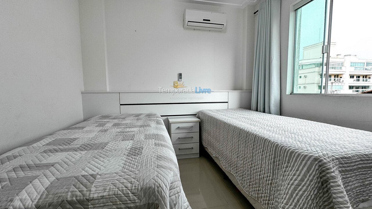 Apartamento para alquiler de vacaciones em Bombinhas (Praia de Bombas)