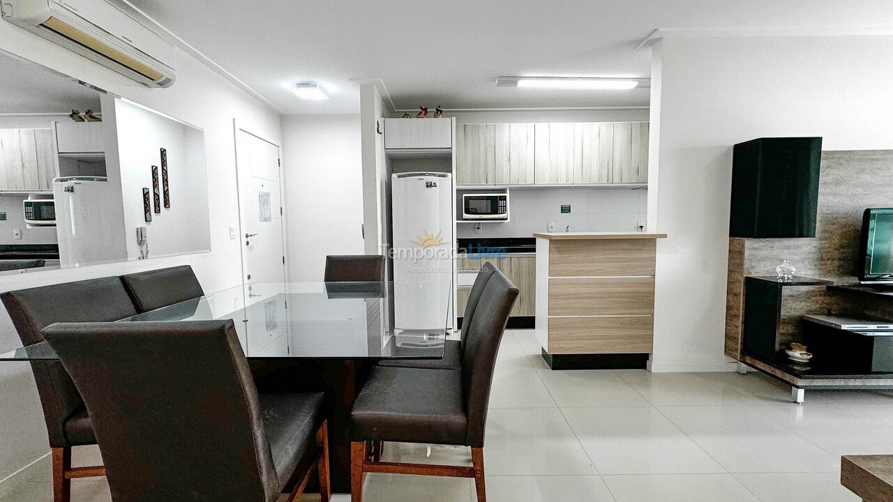 Apartamento para alquiler de vacaciones em Bombinhas (Praia de Bombas)