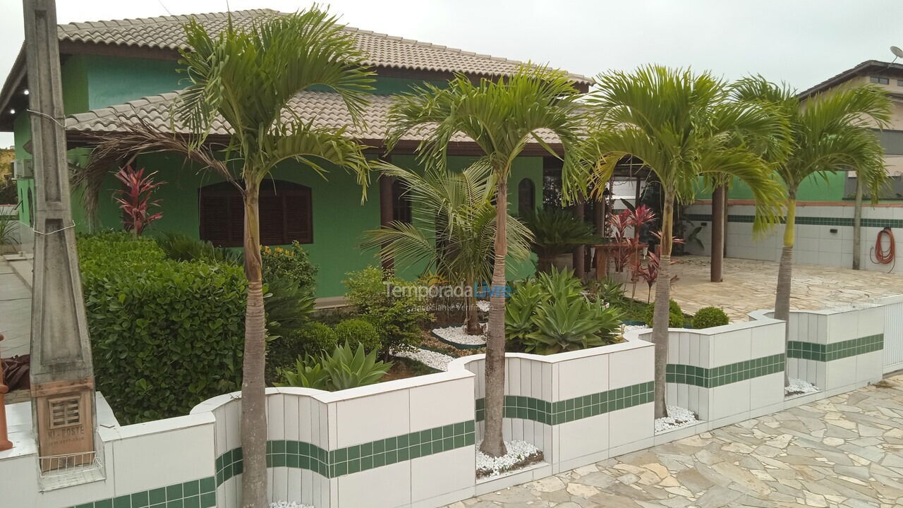 House for vacation rental in Bertioga (Condominio Morada da Praia)