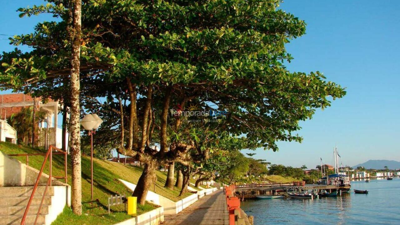 Casa para aluguel de temporada em Cananéia (Ilha de Cananeia)