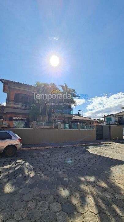 Casa para alquiler de vacaciones em São Francisco do Sul (Enseada)