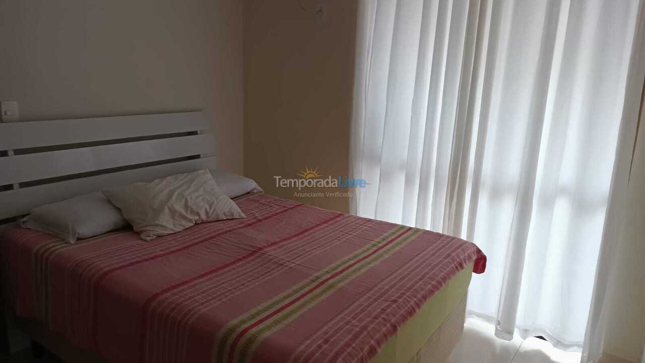 Apartamento para aluguel de temporada em Itapema (Meia Praia)