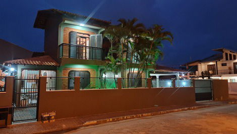 House on Enseada beach