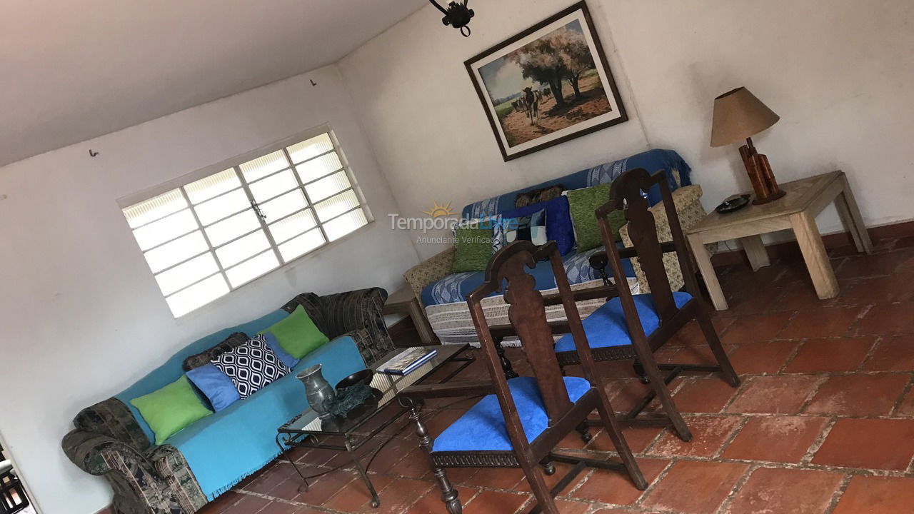 Casa para alquiler de vacaciones em Mairinque (Dona Catarina)