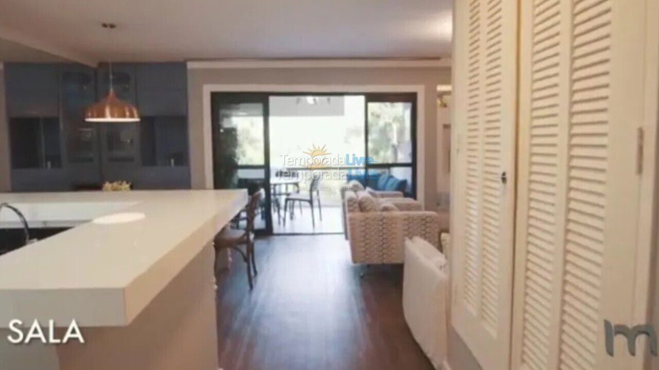 Apartment for vacation rental in Guarujá (Enseada)