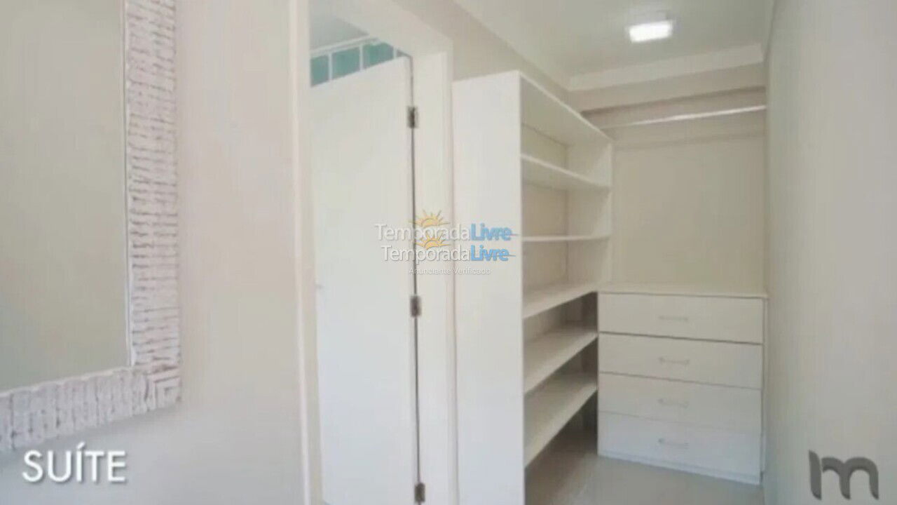 Apartamento para aluguel de temporada em Guarujá (Enseada)