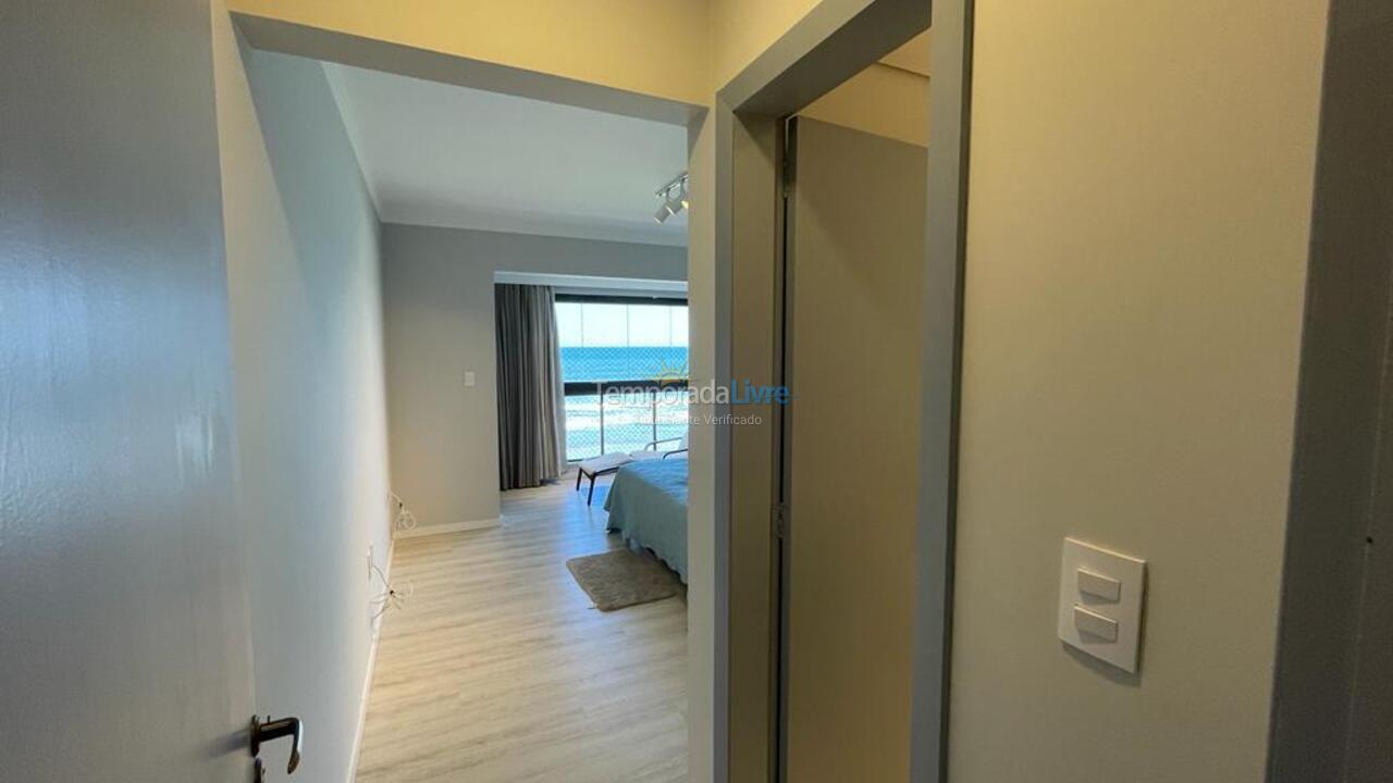 Apartamento para alquiler de vacaciones em Itapema (Meia Praia)