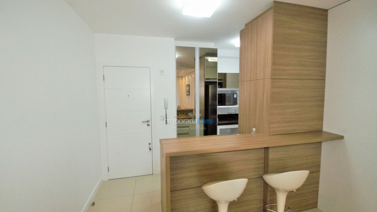 Apartment for vacation rental in Florianópolis (Jurere Tradicional)