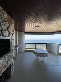 Apartamento para alugar em Itapema - Meia Praia