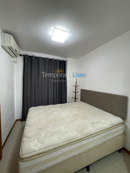 Apartamento para aluguel de temporada em Itapema (Meia Praia)