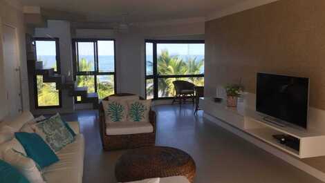 WONDERFUL PENTHOUSE WITH SAND-FRONT POOL FOR 10 PEOPLE IN BERTIOGA