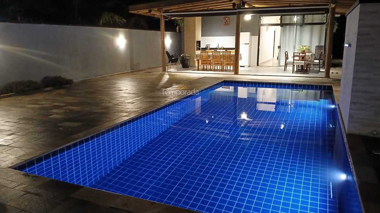 Casa para alquiler de vacaciones em Bertioga (Boraceia)