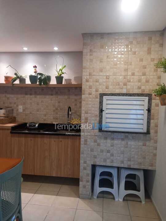 Apartamento para alquiler de vacaciones em Itapema (Meia Praia)