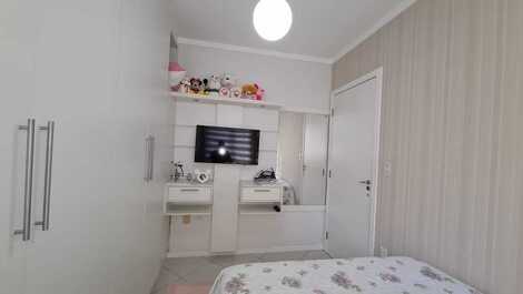 Apartamento de 2 dormitorios bien ubicado en Meia Praia