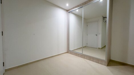 Apartamento Duplex 03 Dormitórios em Bombas para Aluguel de Temporada