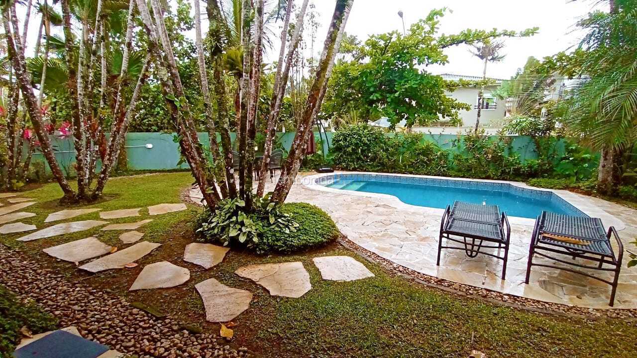 Casa para aluguel de temporada em São Sebastião (Praia da Baleia)