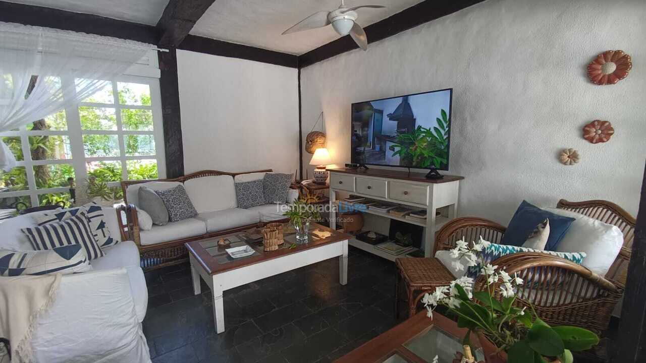 House for vacation rental in São Sebastião (Praia da Baleia)