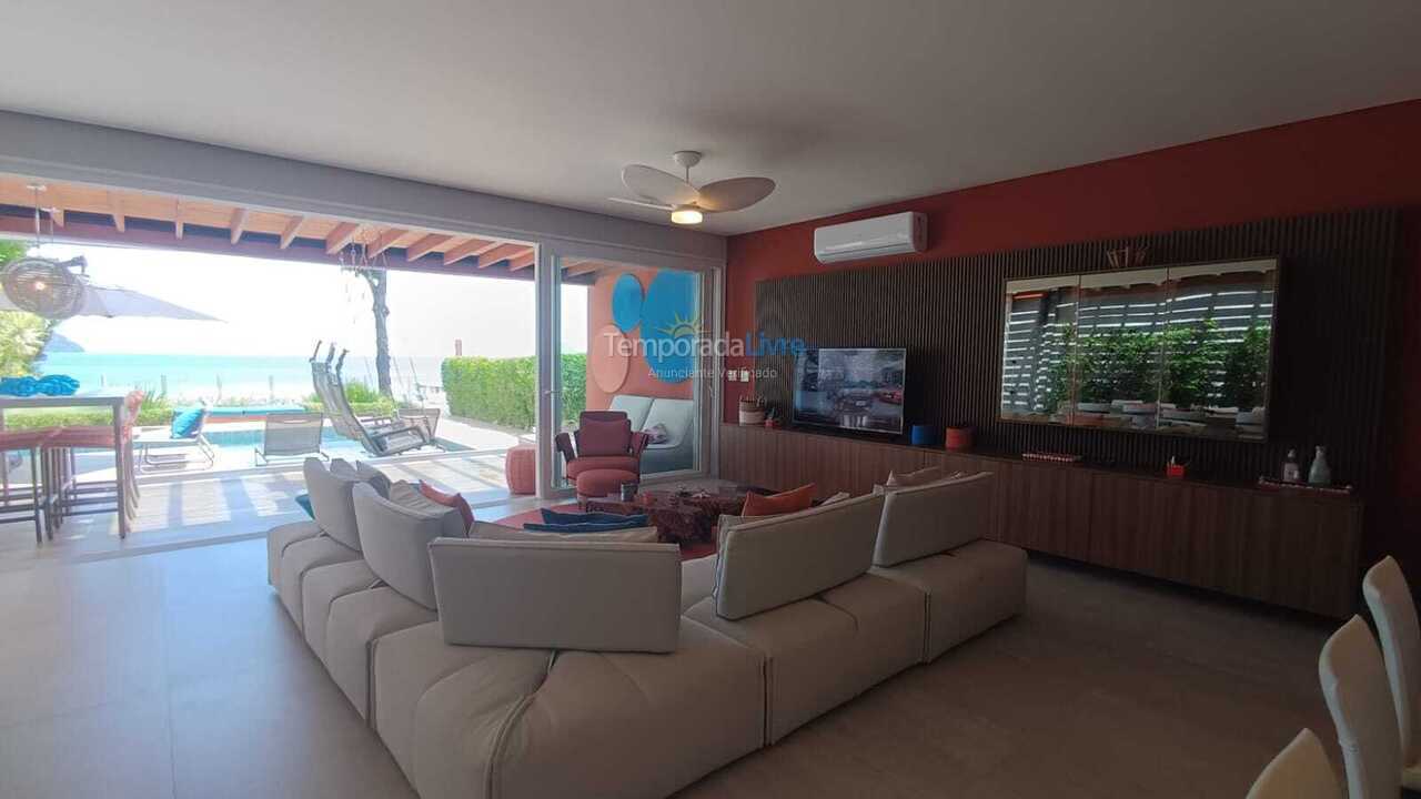 Casa para alquiler de vacaciones em São Sebastião (Juquehy)