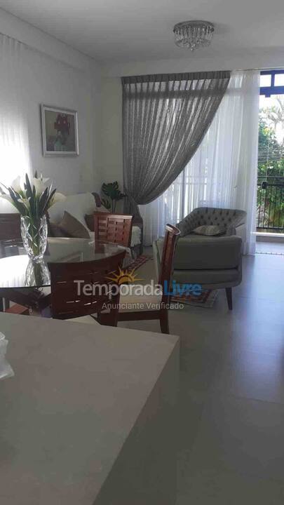 Apartment for vacation rental in Balneário Piçarras (Piçarras)